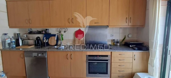 Moradia T4 para Venda em Estômbar e Parchal
