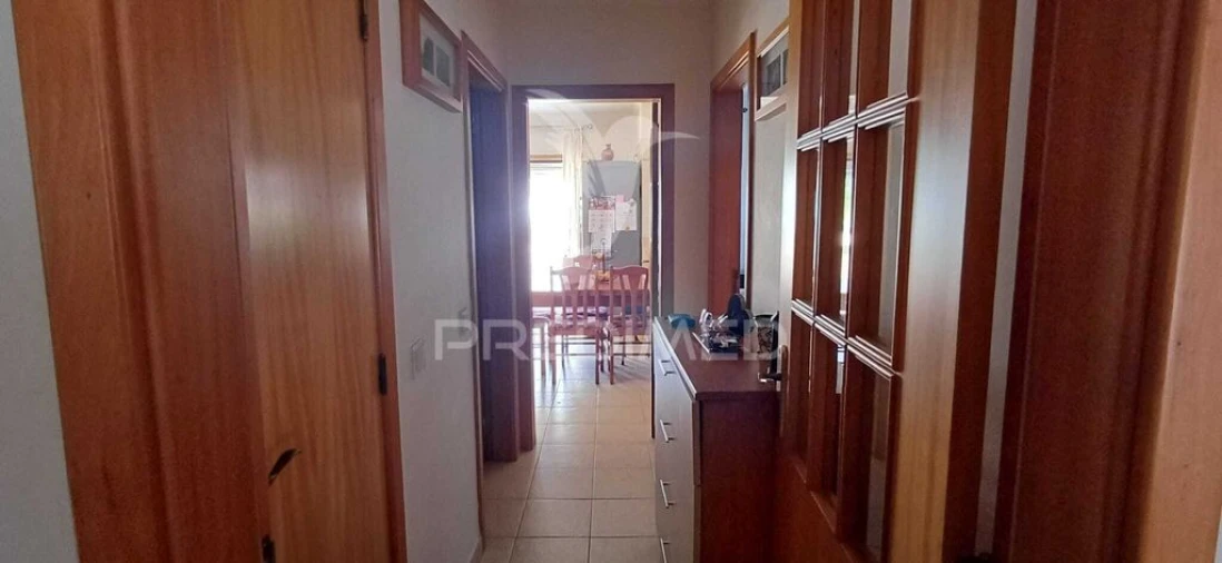 Moradia T4 para Venda em Estômbar e Parchal Foto 3