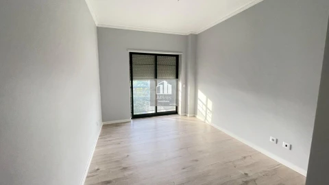 Apartamento T2 para Venda em Caparica e Trafaria