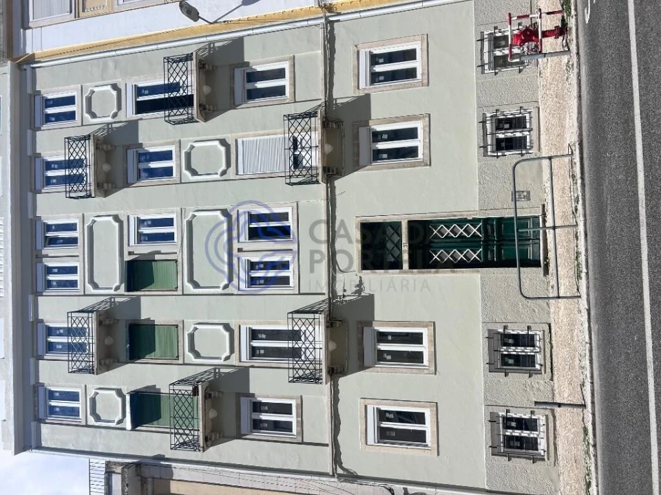 Apartamento T3 para Venda em Arroios Foto 1