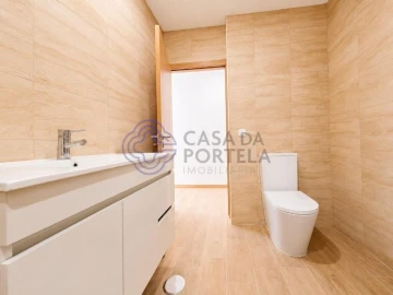 Apartamento T3 para Venda em Campanhã