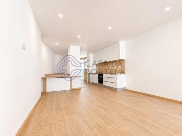 Apartamento T3 para Venda em Campanhã