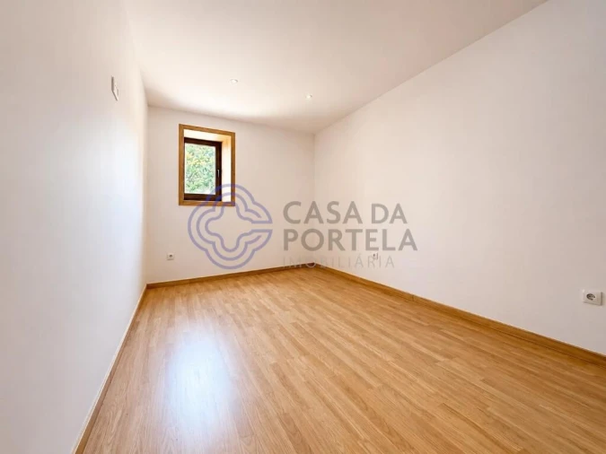 Apartamento T3 para Venda em Campanhã Foto 10