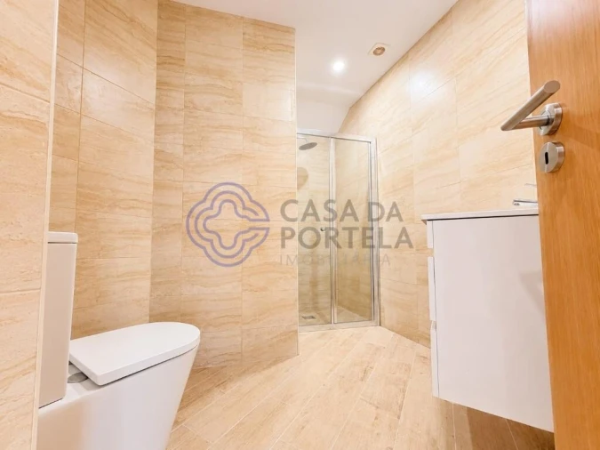 Apartamento T3 para Venda em Campanhã Foto 14