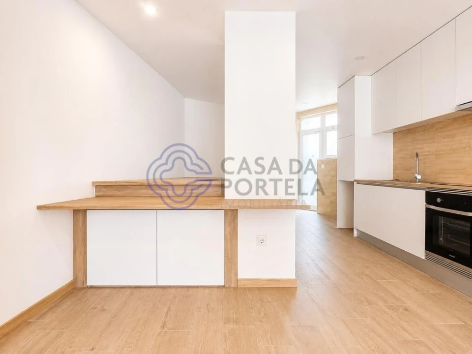 Apartamento T3 para Venda em Campanhã Foto 5