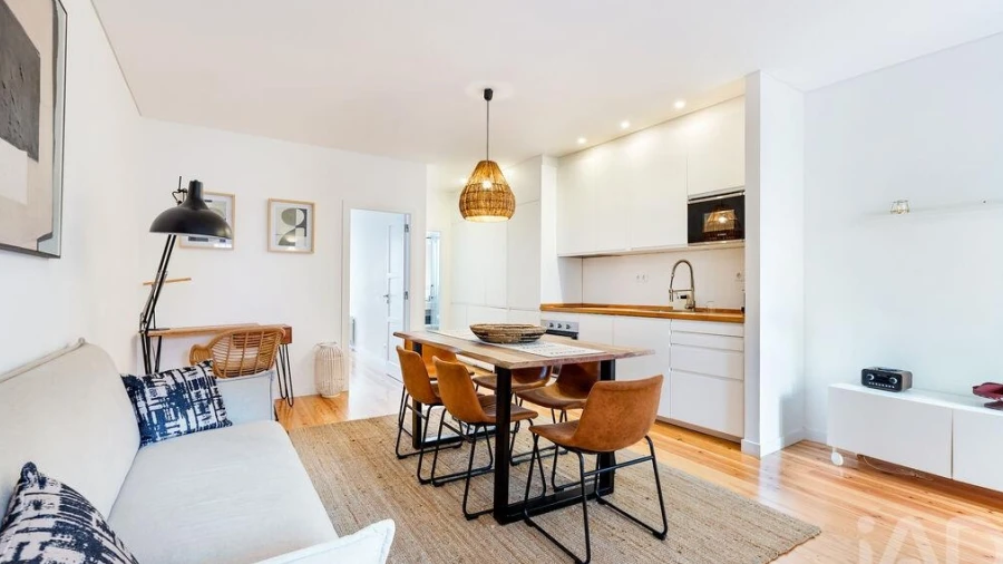 Apartamento T1 para Arrendamento em Arroios