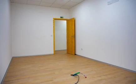 Armazém para Venda em Rendufe