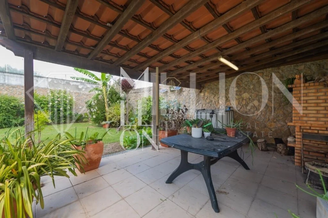 Moradia T5 para Venda em Póvoa de Santa Iria e Forte da Casa Foto 59