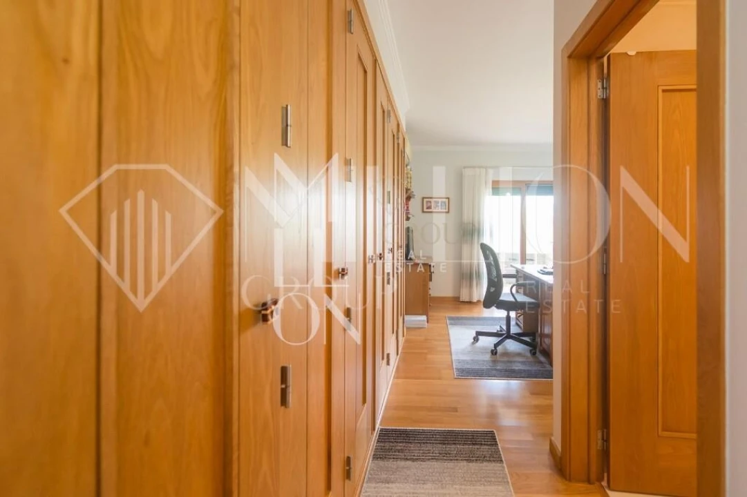 Moradia T5 para Venda em Póvoa de Santa Iria e Forte da Casa Foto 29