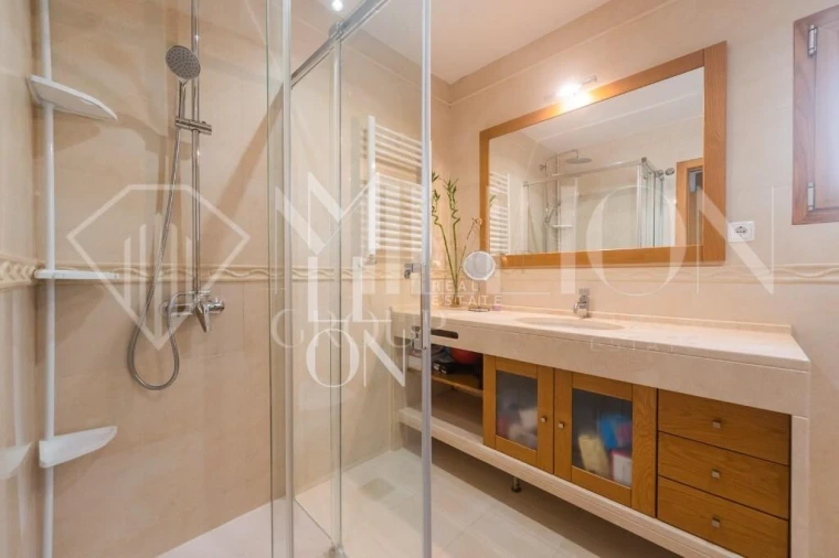 Moradia T5 para Venda em Póvoa de Santa Iria e Forte da Casa Foto 24