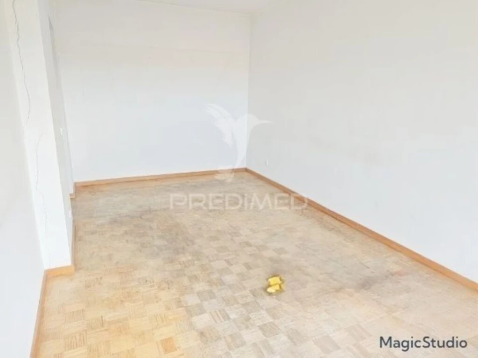 Apartamento T1 para Venda em Caparica e Trafaria Foto 8