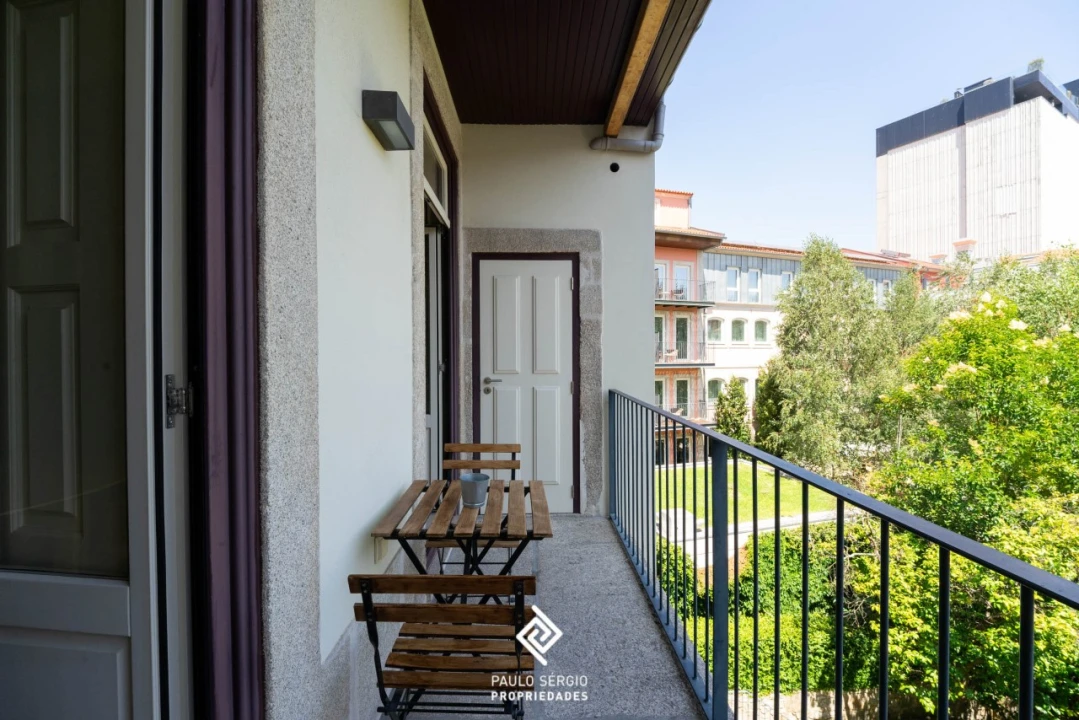 Apartamento T1 para Venda em Cedofeita, Santo Ildefonso, Sé, Miragaia, São Nicolau e Vitória Foto 1