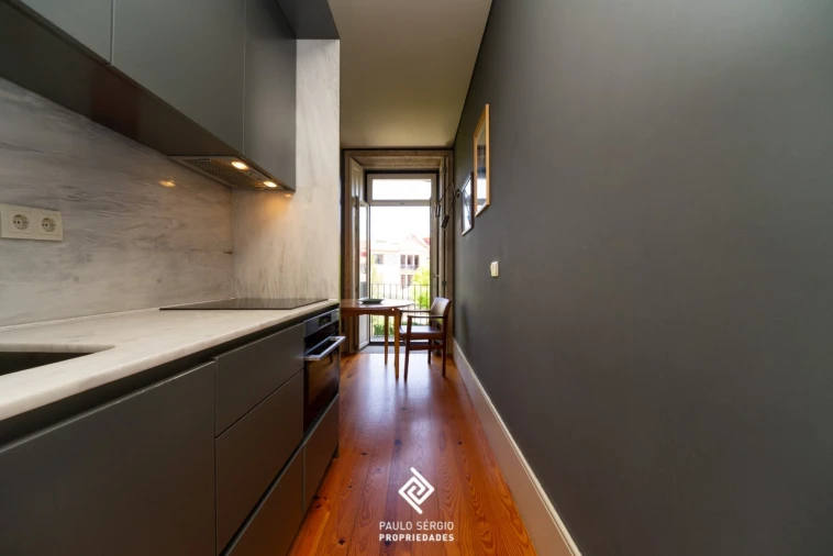 Apartamento T1 para Venda em Cedofeita, Santo Ildefonso, Sé, Miragaia, São Nicolau e Vitória Foto 3