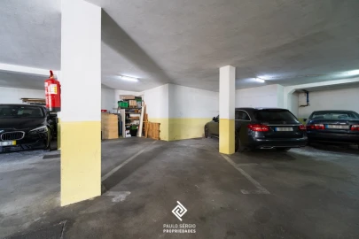 Apartamento T3 para Venda em Gulpilhares e Valadares