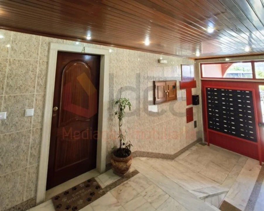 Apartamento T2 para Venda em Algueirão-Mem Martins Foto 20