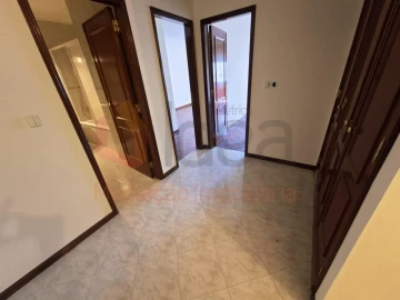Apartamento T2 para Venda em Algueirão-Mem Martins