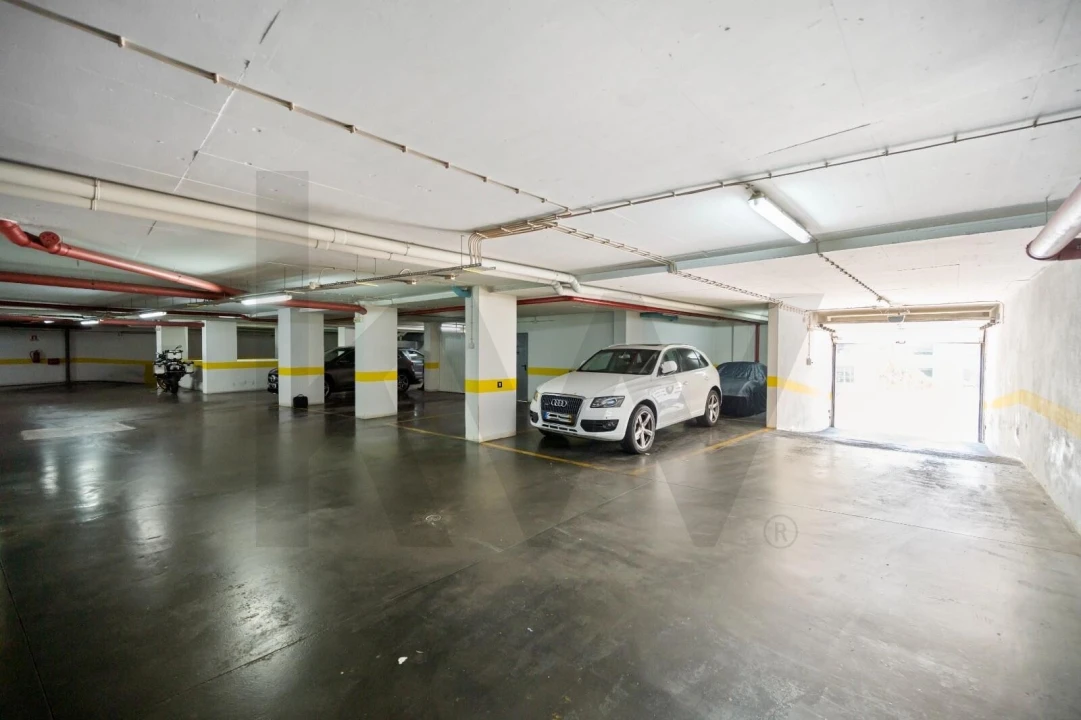 Apartamento T1 para Venda em Algés, Linda-A-Velha e Cruz Quebrada-Dafundo Foto 44