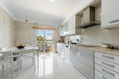 Apartamento T1 para Venda em Algés, Linda-A-Velha e Cruz Quebrada-Dafundo