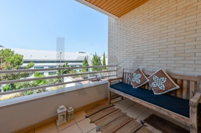 Apartamento T1 para Venda em Algés, Linda-A-Velha e Cruz Quebrada-Dafundo
