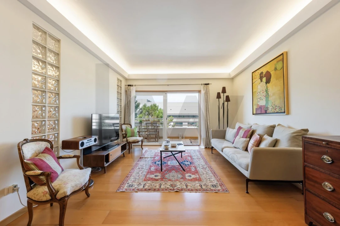 Apartamento T1 para Venda em Algés, Linda-A-Velha e Cruz Quebrada-Dafundo Foto 7