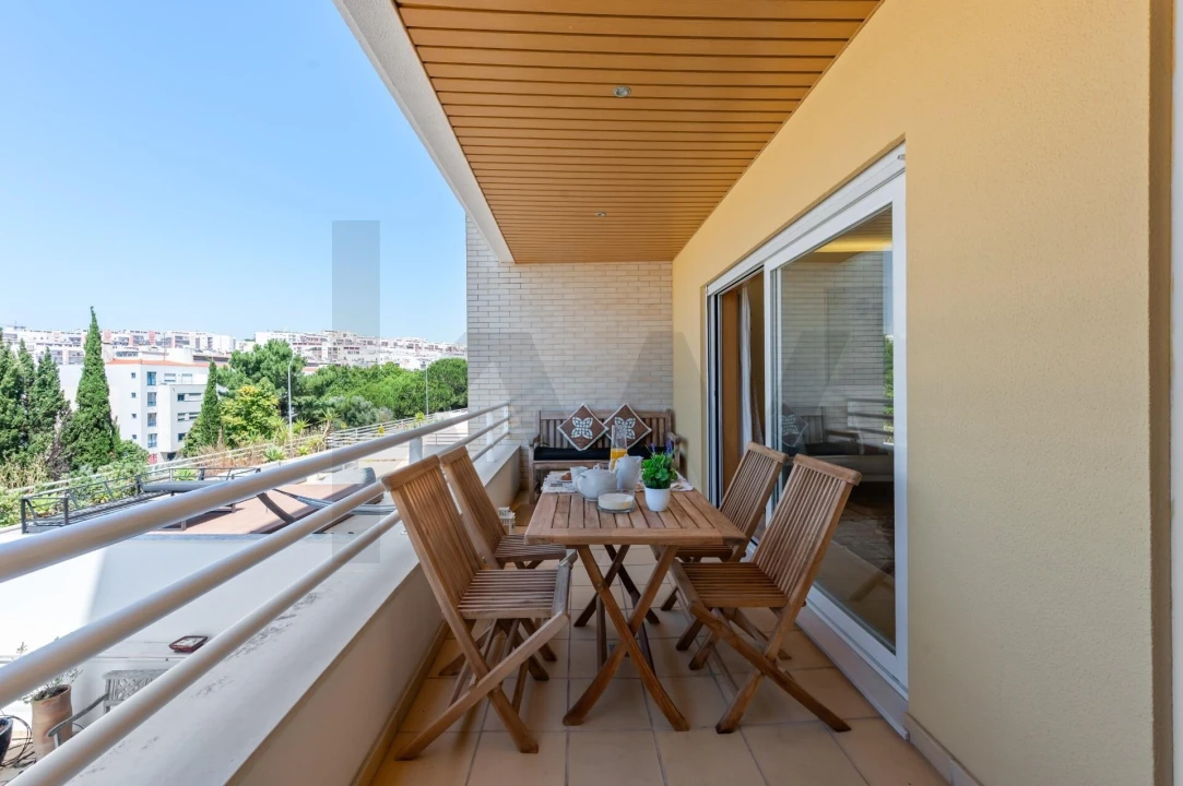 Apartamento T1 para Venda em Algés, Linda-A-Velha e Cruz Quebrada-Dafundo Foto 6