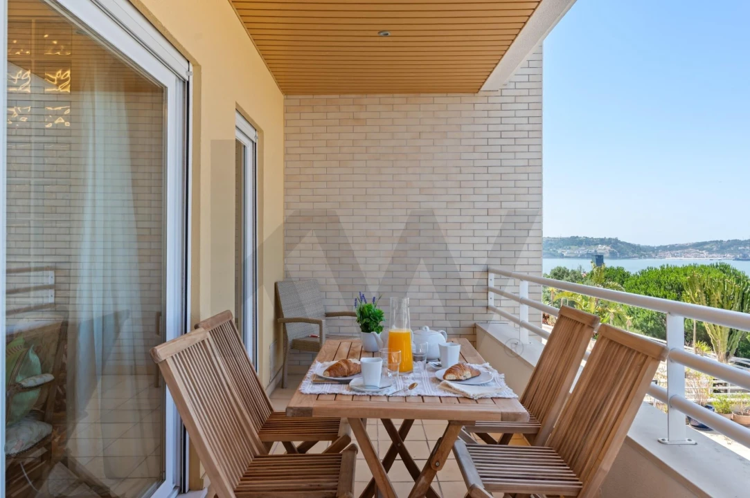 Apartamento T1 para Venda em Algés, Linda-A-Velha e Cruz Quebrada-Dafundo Foto 1