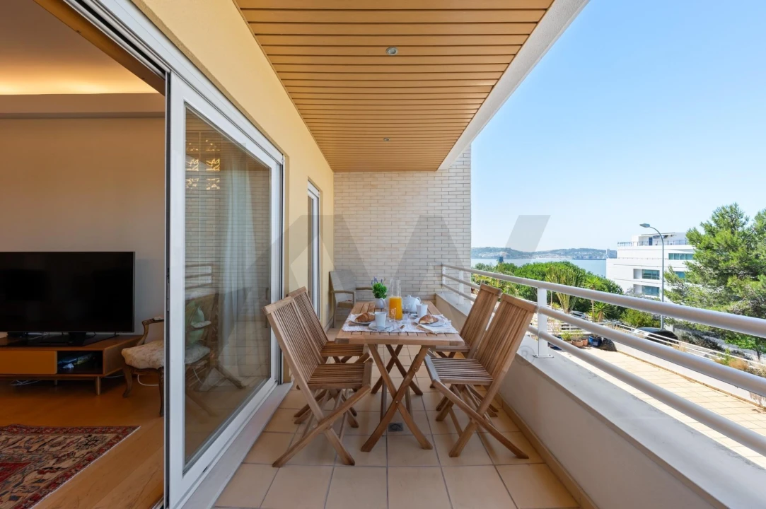 Apartamento T1 para Venda em Algés, Linda-A-Velha e Cruz Quebrada-Dafundo Foto 2