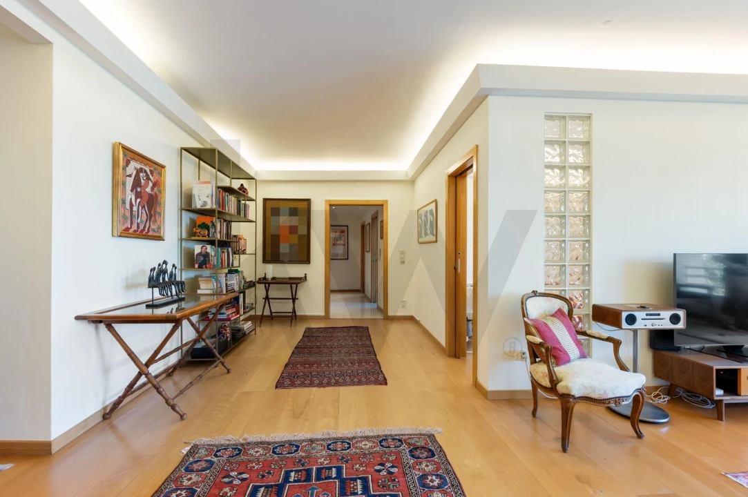 Apartamento T1 para Venda em Algés, Linda-A-Velha e Cruz Quebrada-Dafundo Foto 13