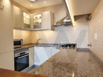 Apartamento T1 para Arrendamento em Lumiar