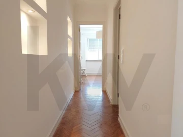 Apartamento T1 para Arrendamento em Lumiar