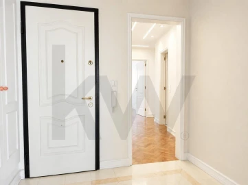 Apartamento T1 para Arrendamento em Lumiar