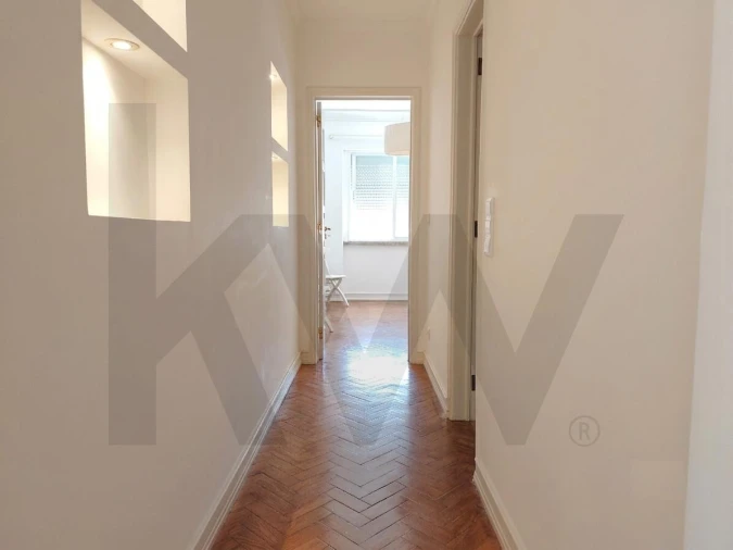 Apartamento T1 para Arrendamento em Lumiar Foto 8