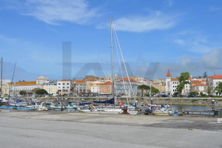 Apartamento T1 para Venda em Buarcos Foto 31