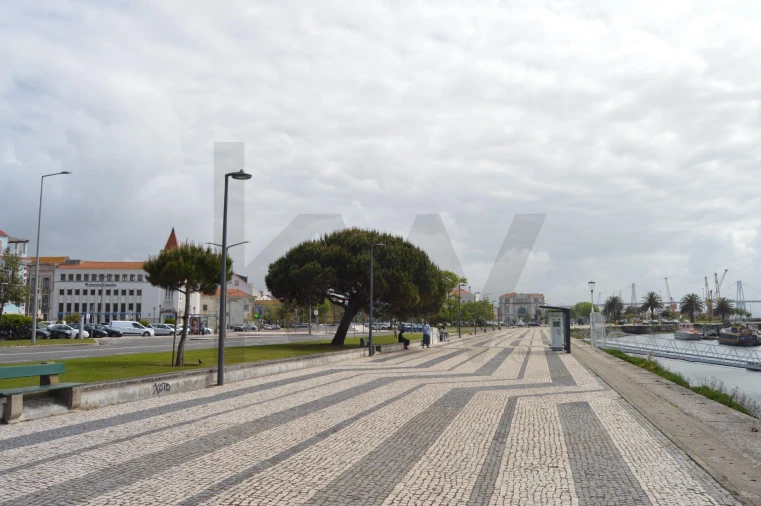 Apartamento T1 para Venda em Buarcos Foto 29