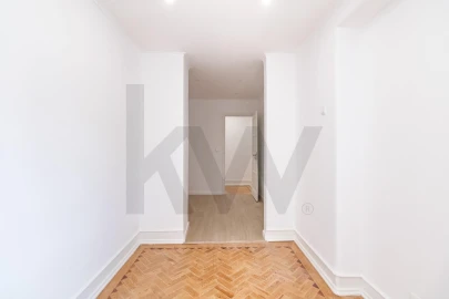 Apartamento T4 para Arrendamento em Avenidas Novas