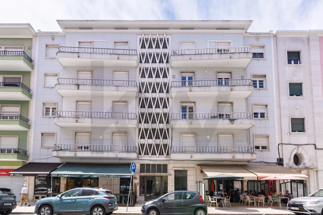 Apartamento T4 para Arrendamento em Avenidas Novas Foto 24