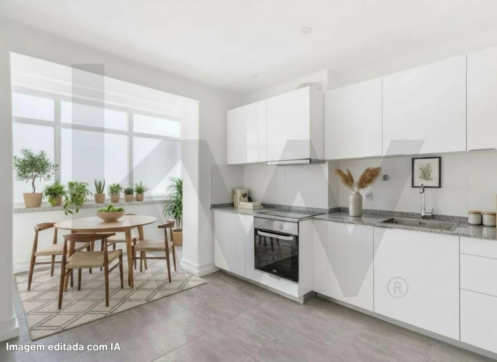 Apartamento T4 para Arrendamento em Avenidas Novas Foto 18
