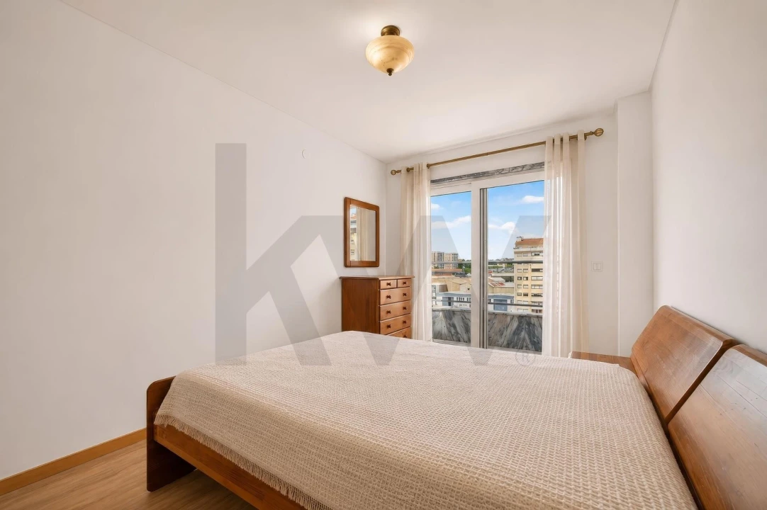 Apartamento T4 para Venda em Sacavém e Prior Velho Foto 7