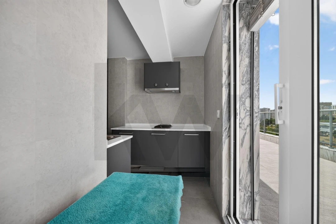 Apartamento T4 para Venda em Sacavém e Prior Velho Foto 20