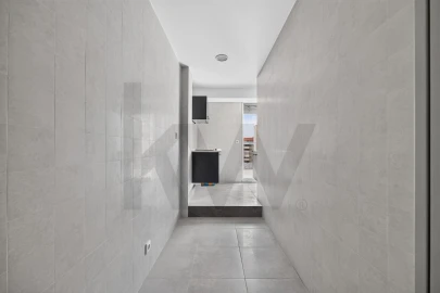 Apartamento T4 para Venda em Sacavém e Prior Velho