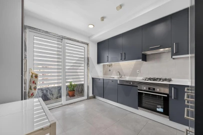 Apartamento T4 para Venda em Sacavém e Prior Velho