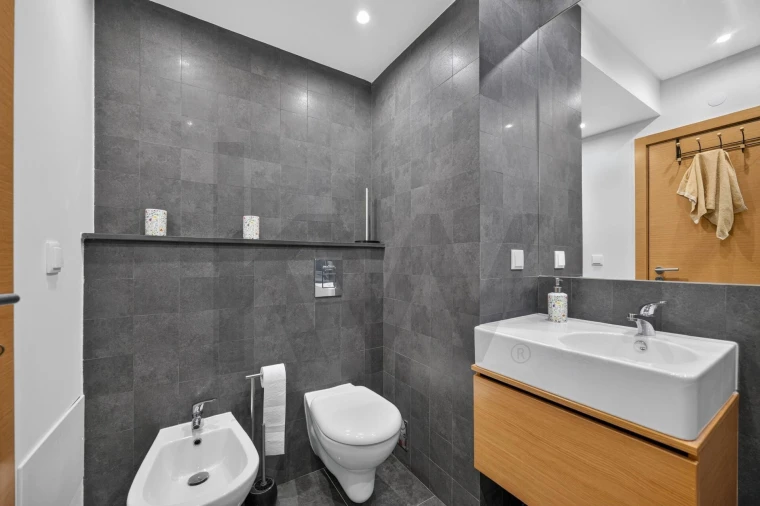 Apartamento T4 para Venda em Sacavém e Prior Velho Foto 12