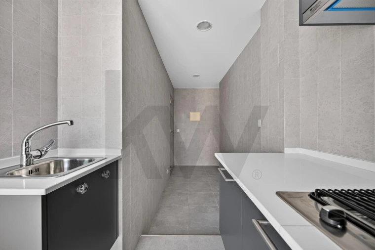 Apartamento T4 para Venda em Sacavém e Prior Velho Foto 22