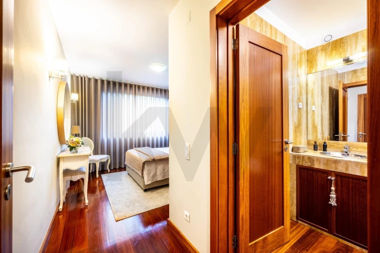 Apartamento T4 para Venda em Matosinhos e Leça da Palmeira Foto 25