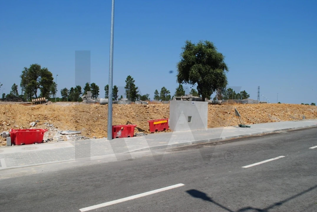 Terreno para Venda em Amora Foto 3