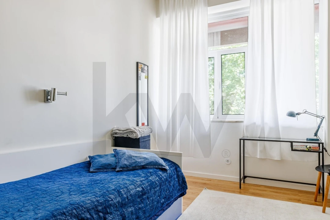 Apartamento T3 para Venda em Areeiro Foto 13