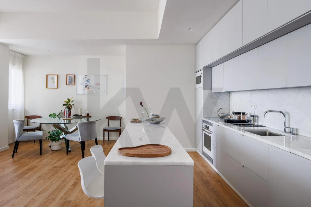 Apartamento T3 para Venda em Areeiro Foto 2