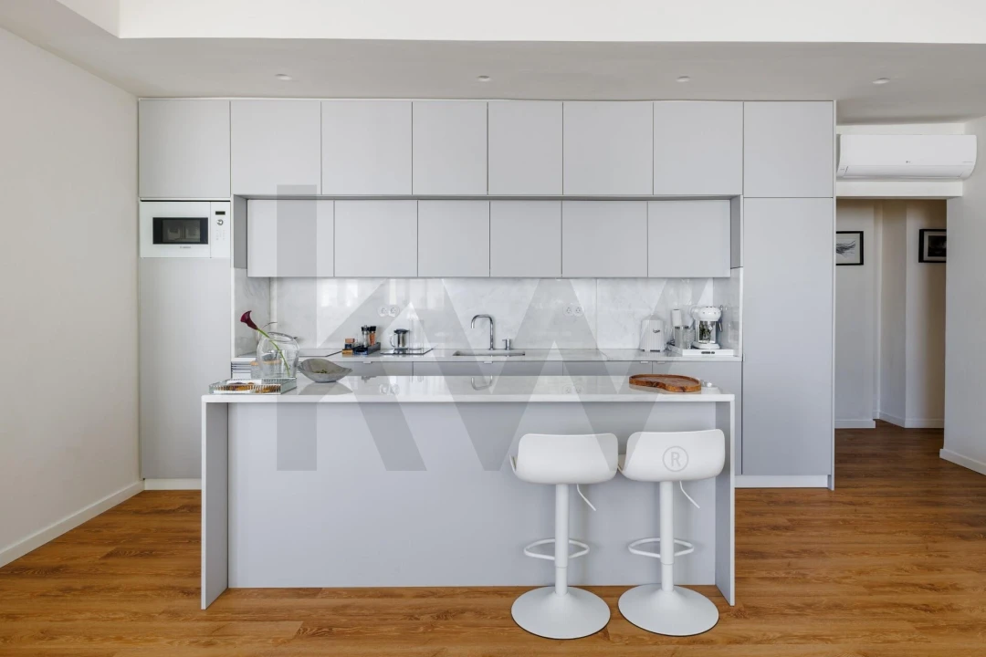 Apartamento T3 para Venda em Areeiro Foto 3