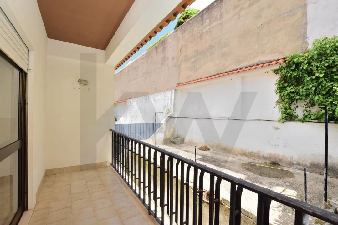 Moradia T4 para Venda em Carcavelos e Parede Foto 49