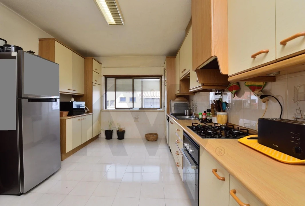 Moradia T4 para Venda em Carcavelos e Parede Foto 32